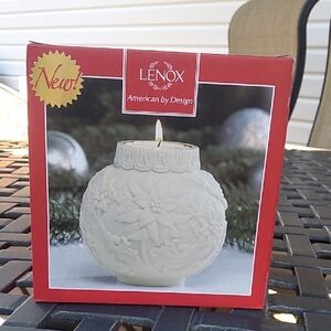 Lenox candle